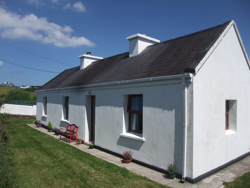 Katie'S Cottage Achill Sound 外观 照片